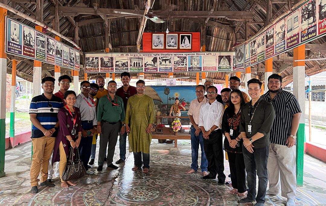 A Day’s Visit to Joyrambati and Kamarpukur